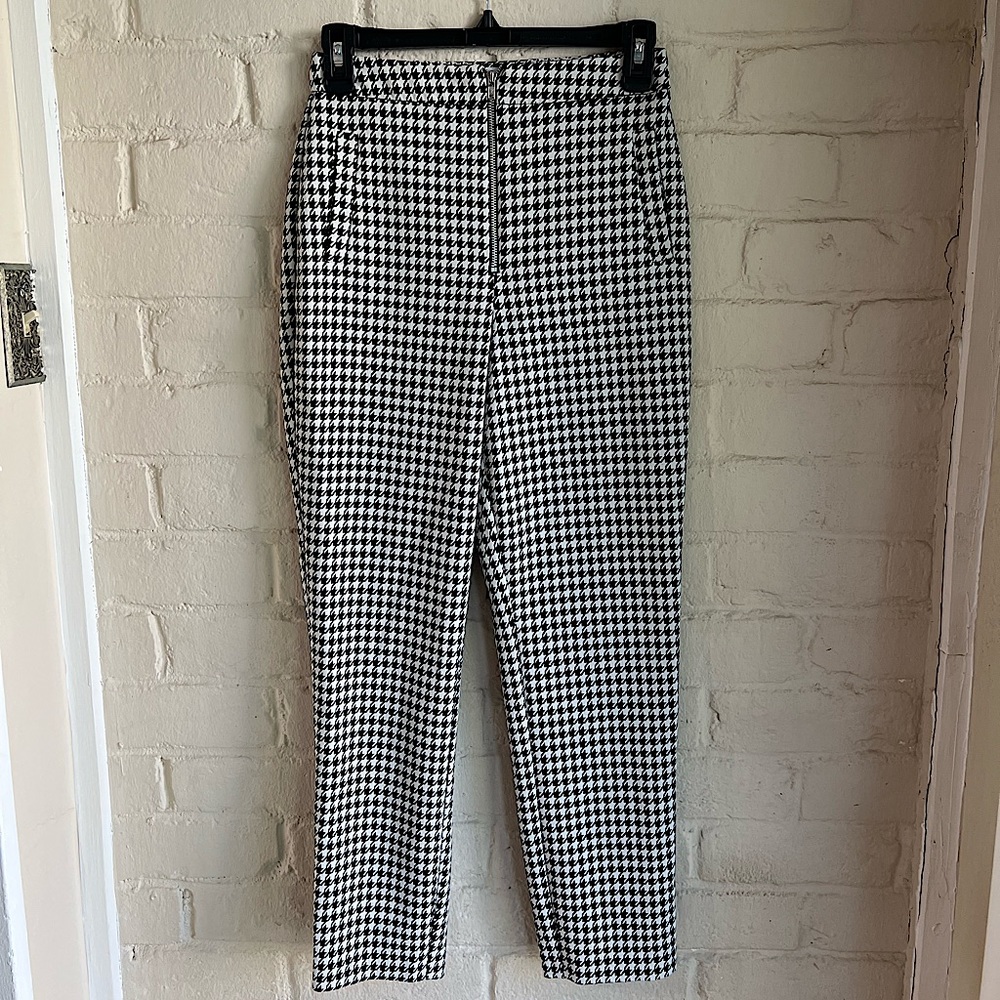 Topshop size 2 black and cream checked comfy high waisted work pants boho